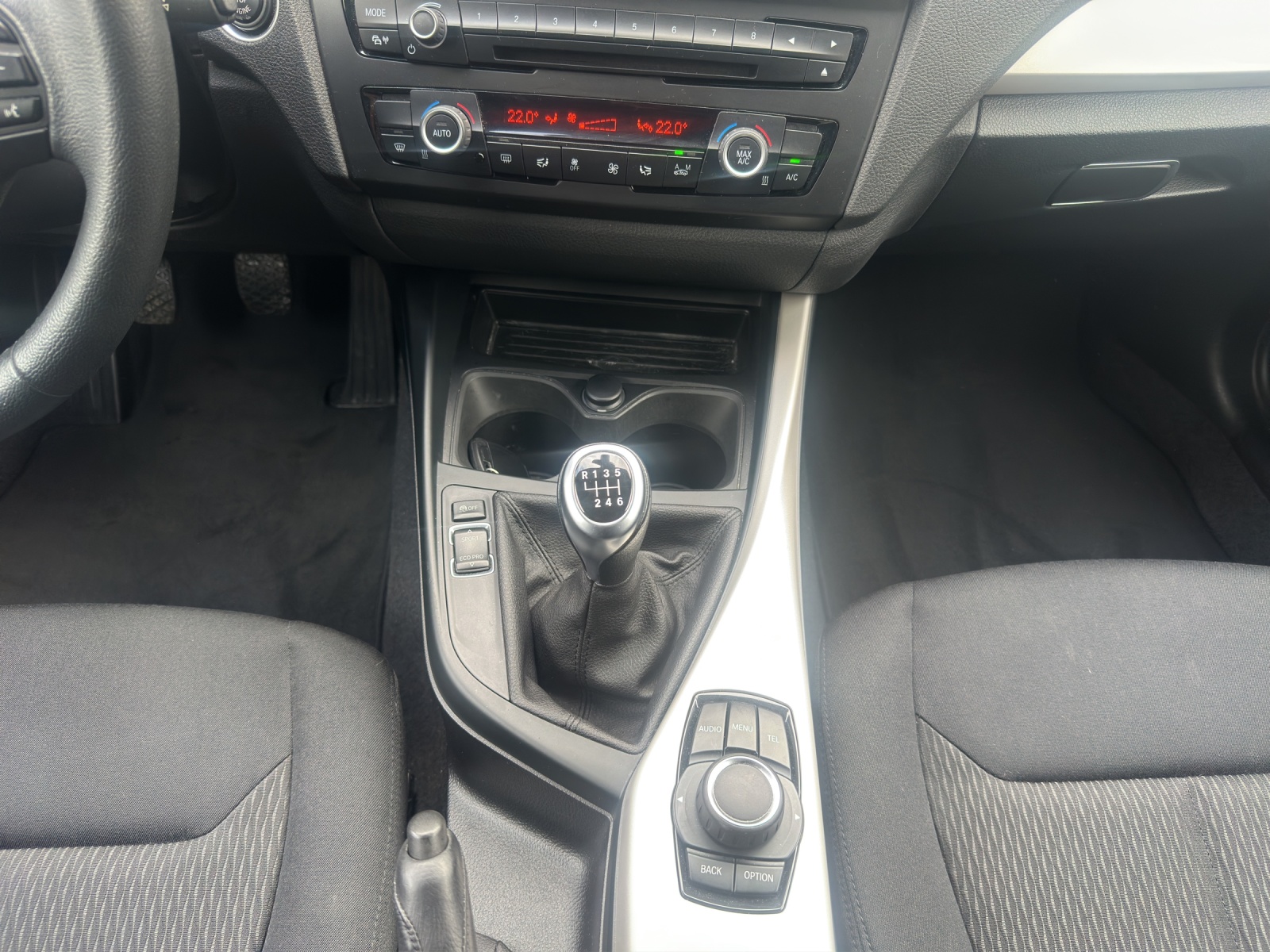 BMW 116i | Bi-Xenon | Kurvenlicht | Klimaautomatik | Tempomat | Sport-Leder | DAB+-image-12