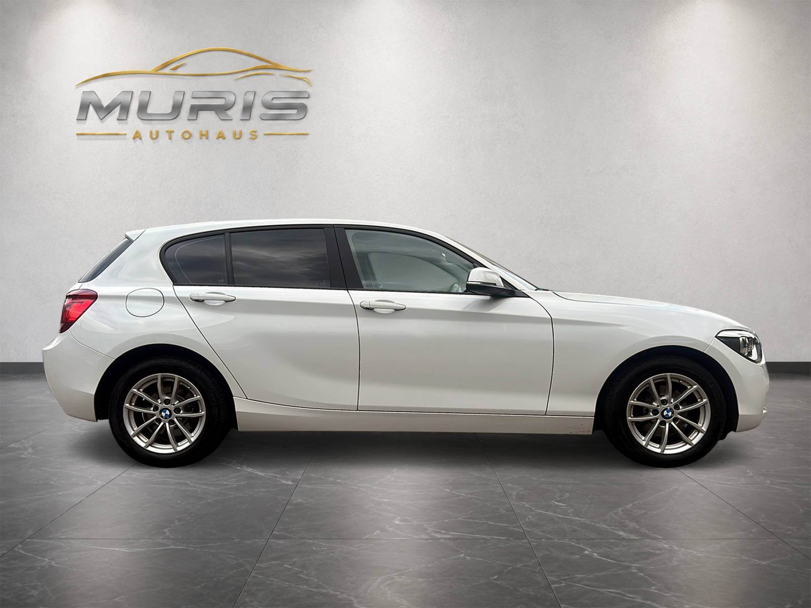 BMW 116i | Bi-Xenon | Kurvenlicht | Klimaautomatik | Tempomat | Sport-Leder | DAB+-image-5