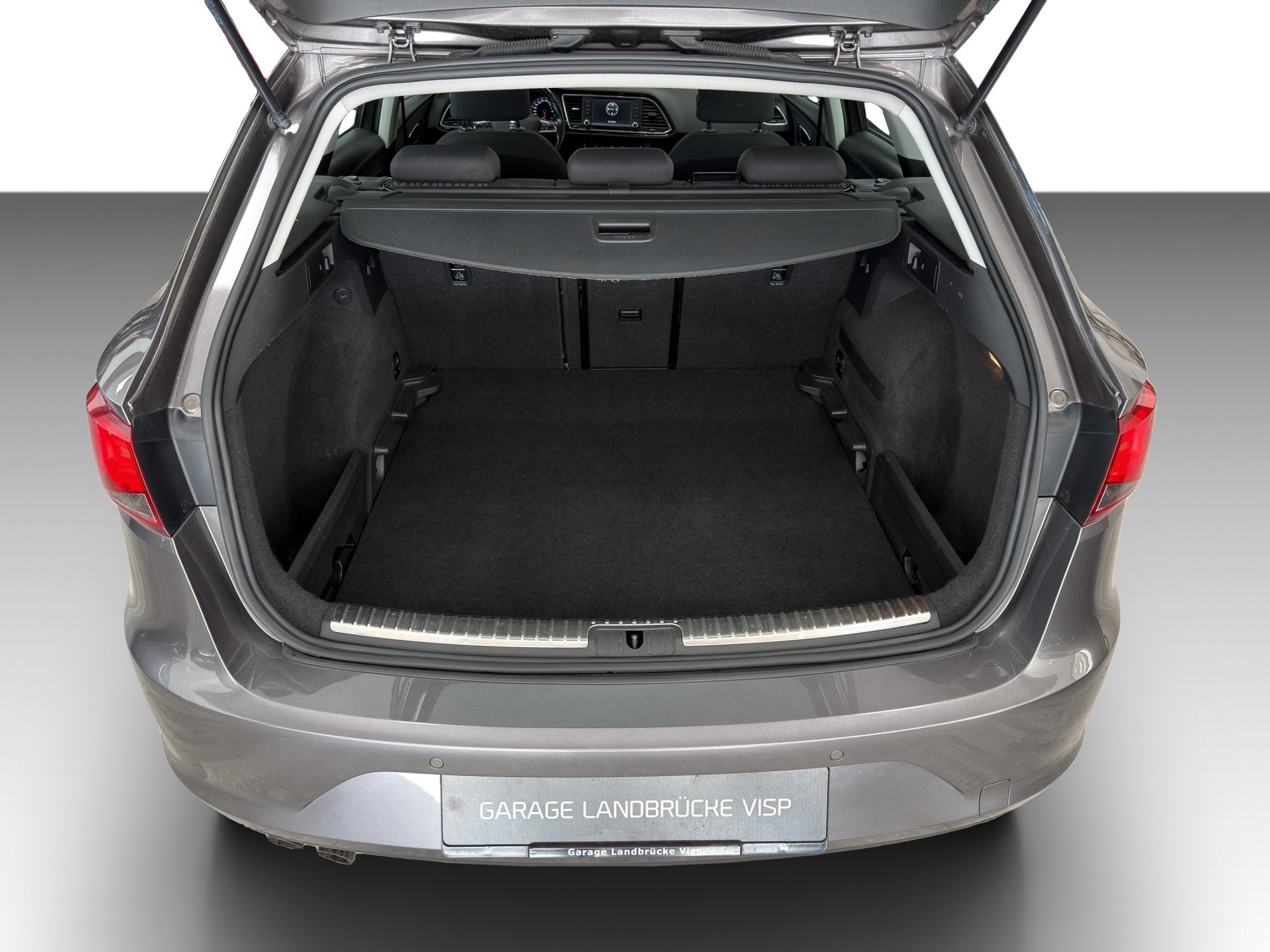SEAT Leon ST 1.6 TDI Style 4Drive-image-12