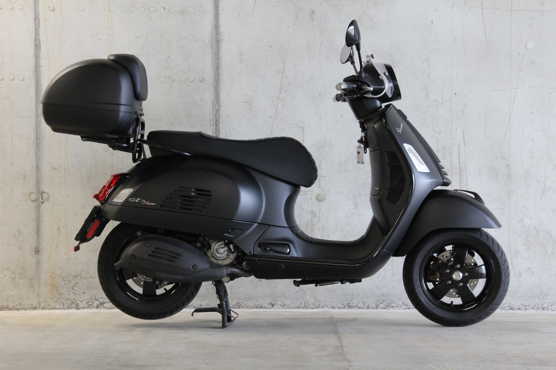 PIAGGIO Vespa GTS 300 HPE Super Notte ABS/ASR