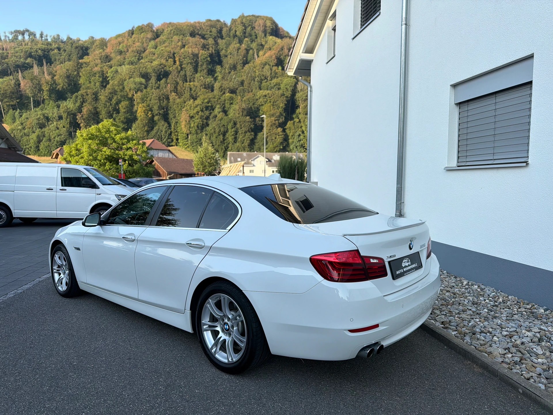 BMW 525d xDrive Steptronic-image-13