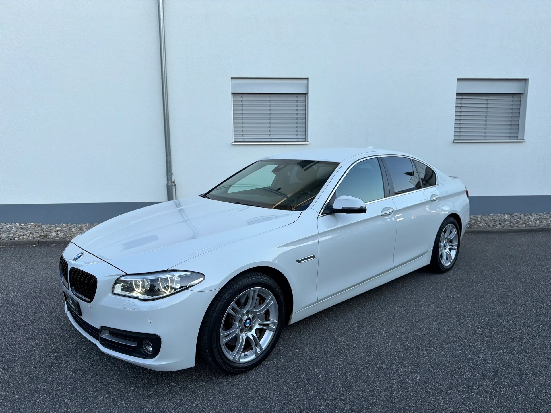 BMW 525d xDrive Steptronic-image-10