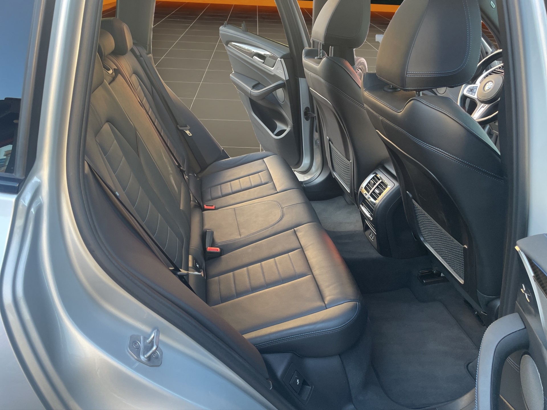 BMW X3 xDrive 30e Pure M Sport-image-14