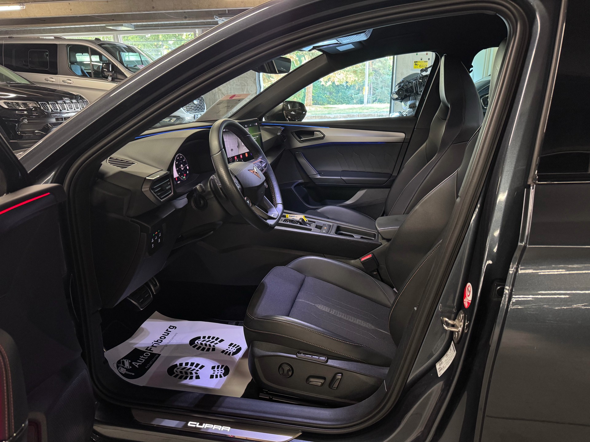 CUPRA LEON ST 2.0 TSI VZ DSG 4Drive-showroom-element-3