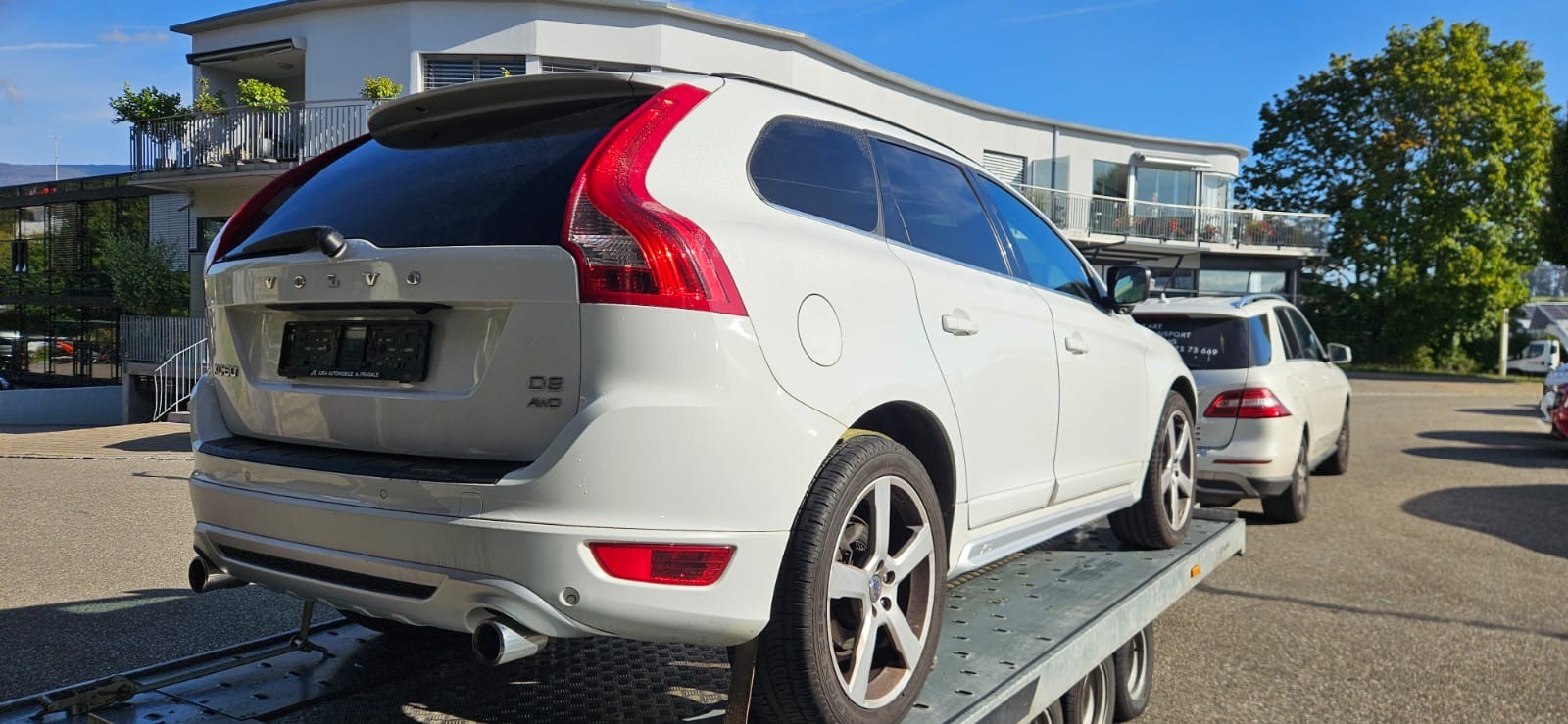 VOLVO XC60 D3 AWD Kinetic Geartronic-image-5