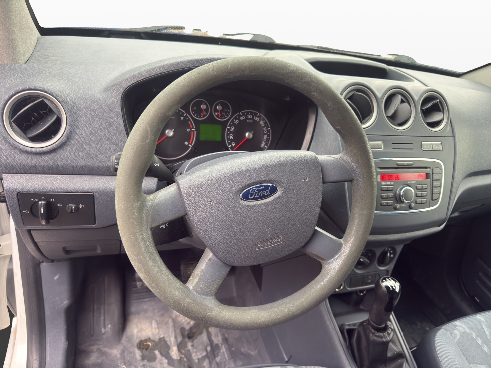 FORD Transit Connect Van T230 1.8 TDCi L Trend-image-10