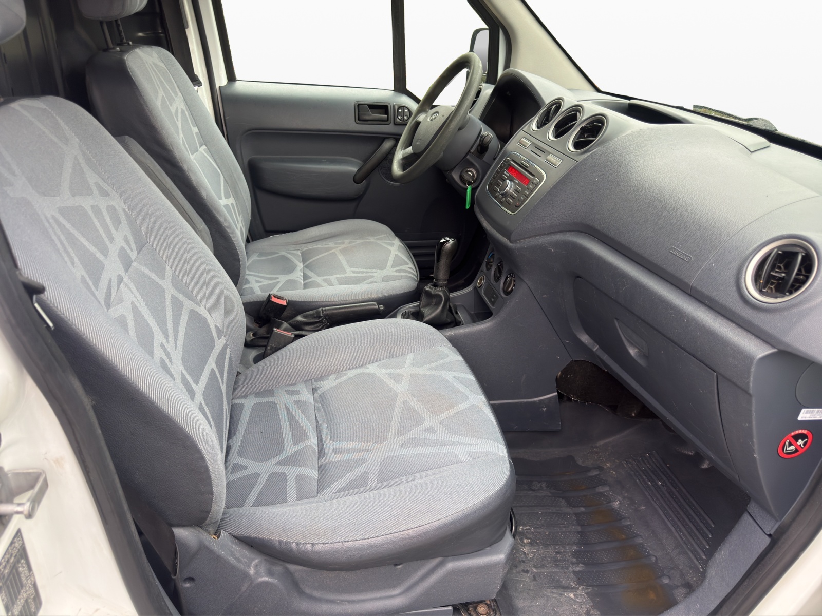 FORD Transit Connect Van T230 1.8 TDCi L Trend-image-13