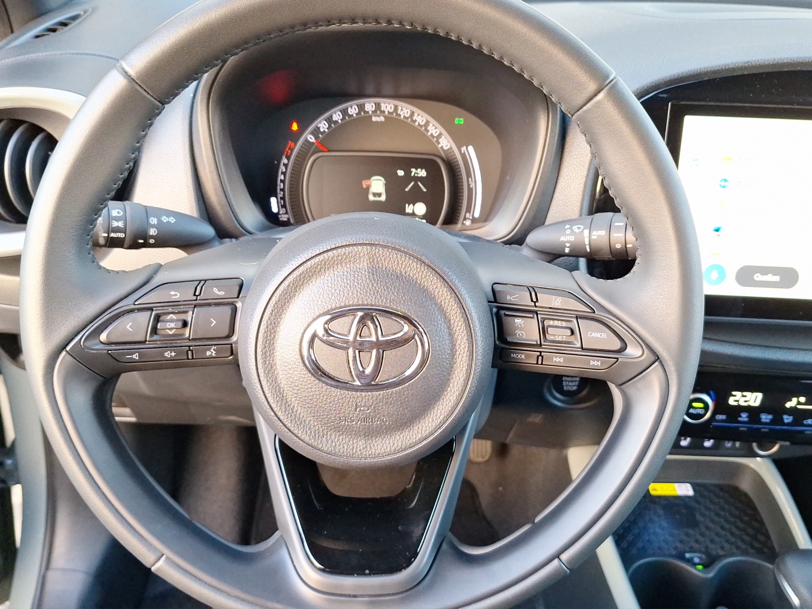 TOYOTA Aygo X 1.0 VVT-i Trend-image-13