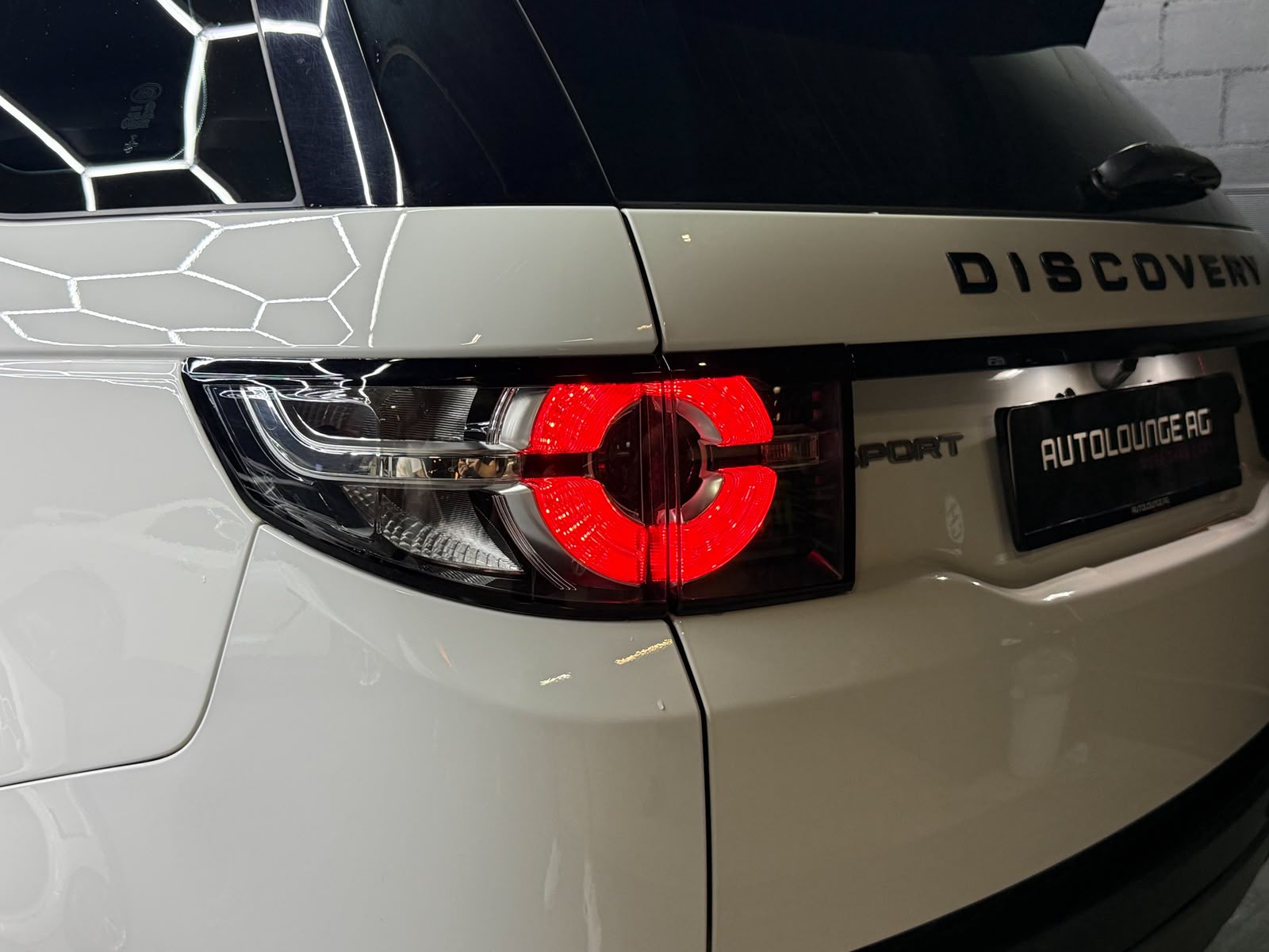 LAND ROVER Discovery Sport 2.0 TD4 Pure AT9-image-7