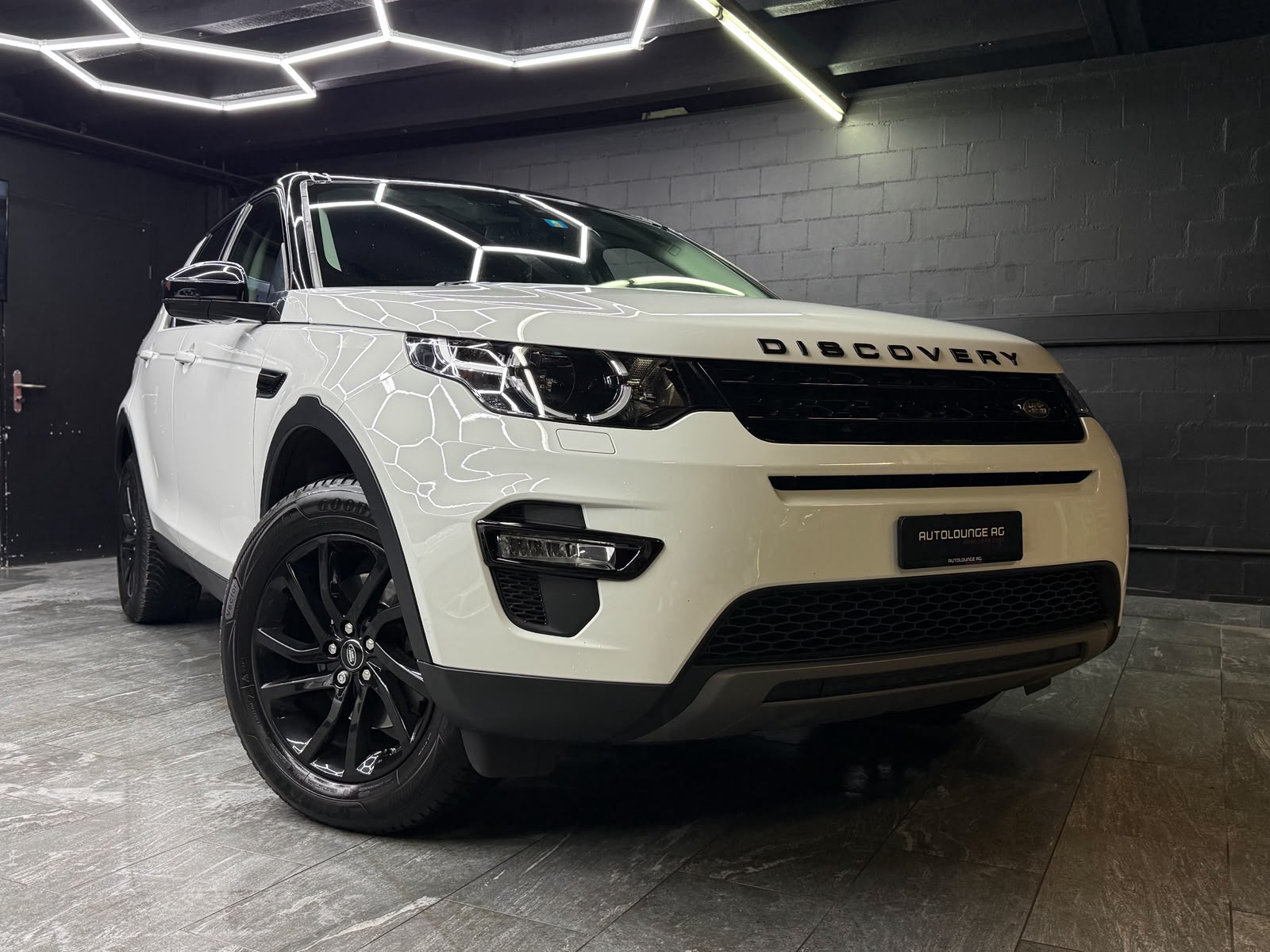 LAND ROVER Discovery Sport 2.0 TD4 Pure AT9-image-0