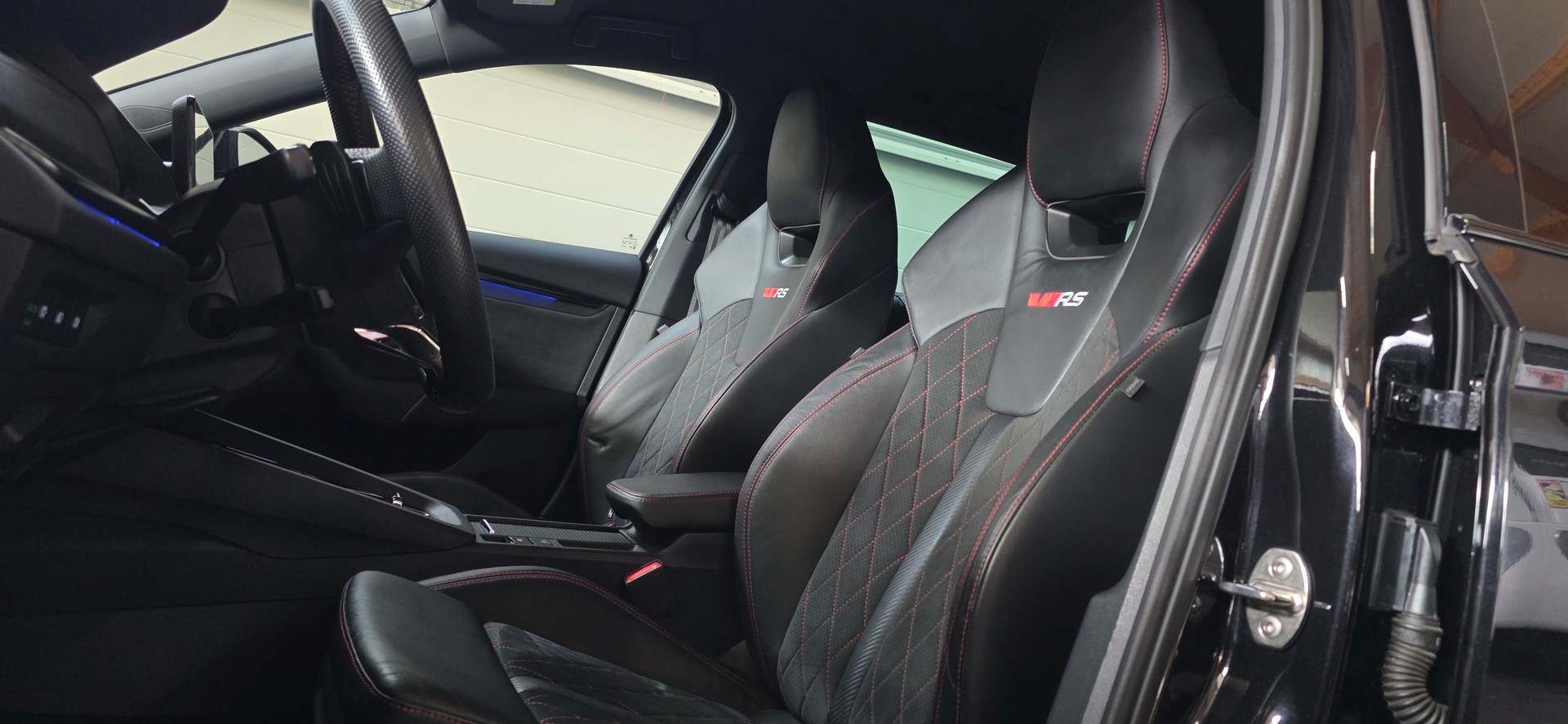 SKODA Octavia Combi 2.0 TDI DSG RS 4x4 *ACC&Spurhalteassistent*360°Kamera*Sitz-&Lenkradheizung*Massagefunktion*-image-9