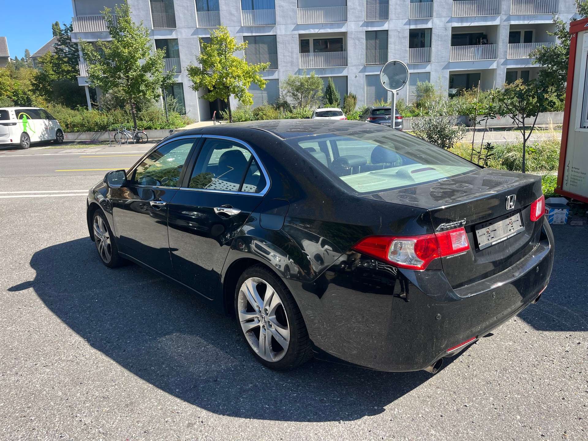 HONDA Accord 2.4i 16V Executive Automatic-image-2