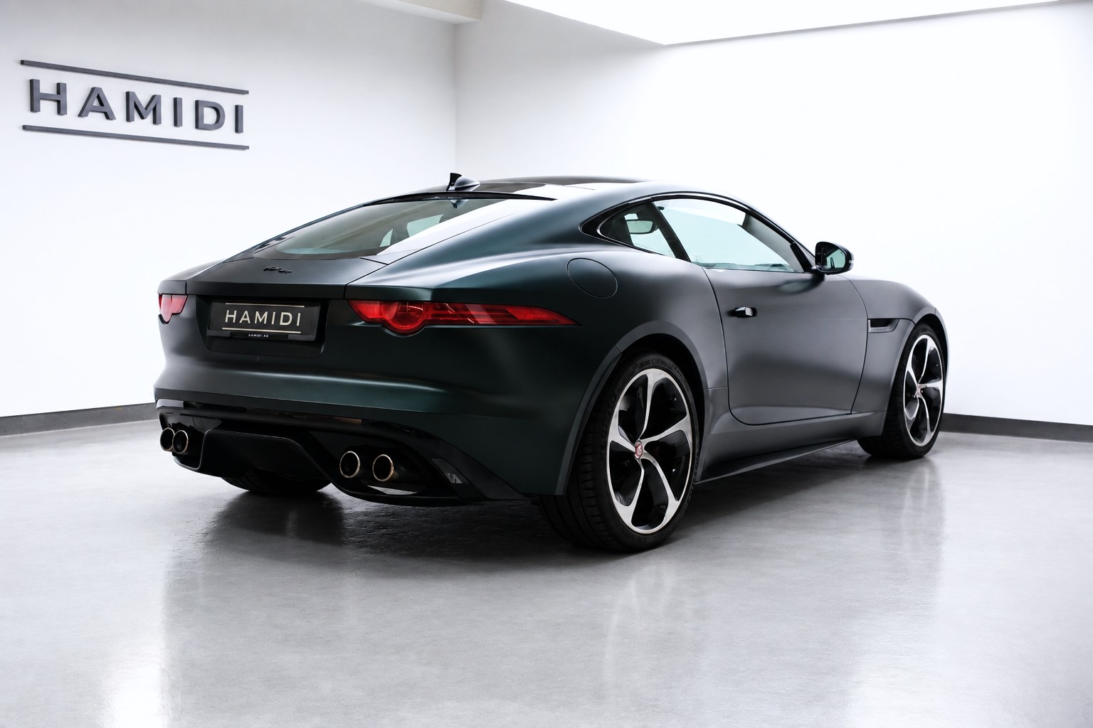 JAGUAR F-Type Coupé R 5.0 V8 S/C AWD-image-3