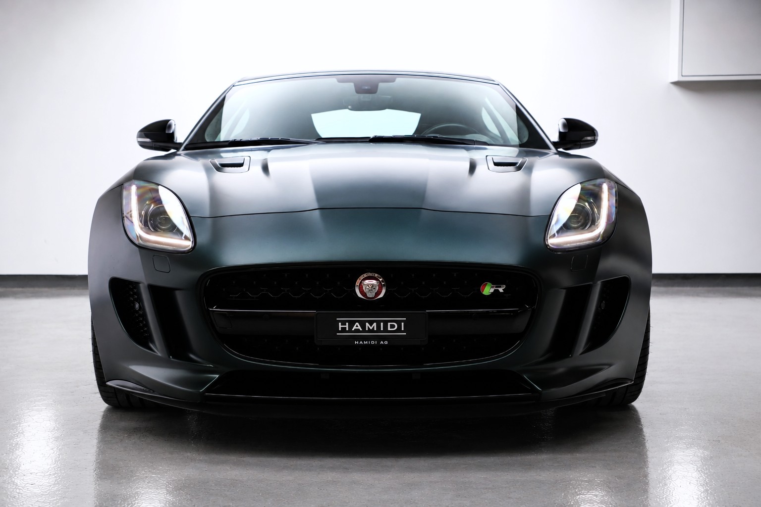 JAGUAR F-Type Coupé R 5.0 V8 S/C AWD-image-1