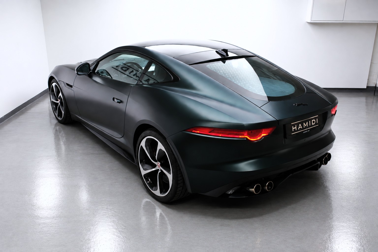 JAGUAR F-Type Coupé R 5.0 V8 S/C AWD-image-2