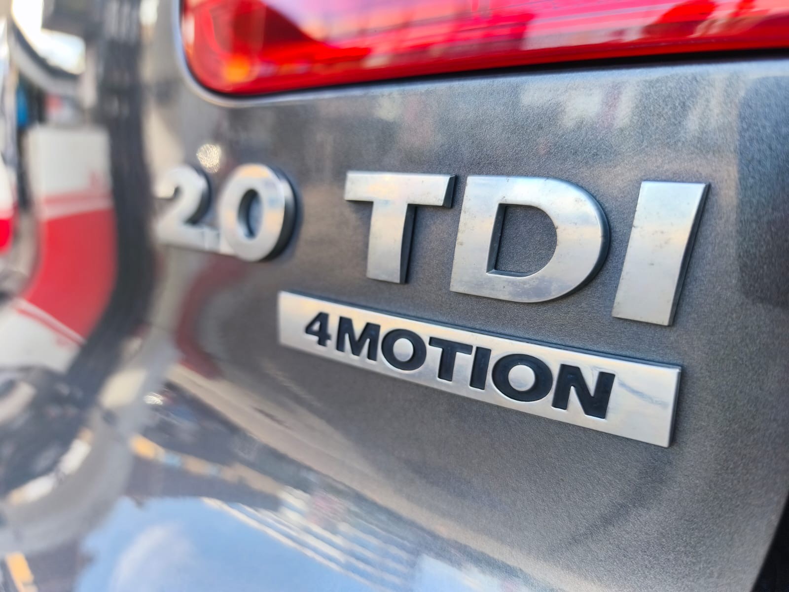 VW Tiguan 2.0 TDI BMT Cup 4Motion DSG-image-24