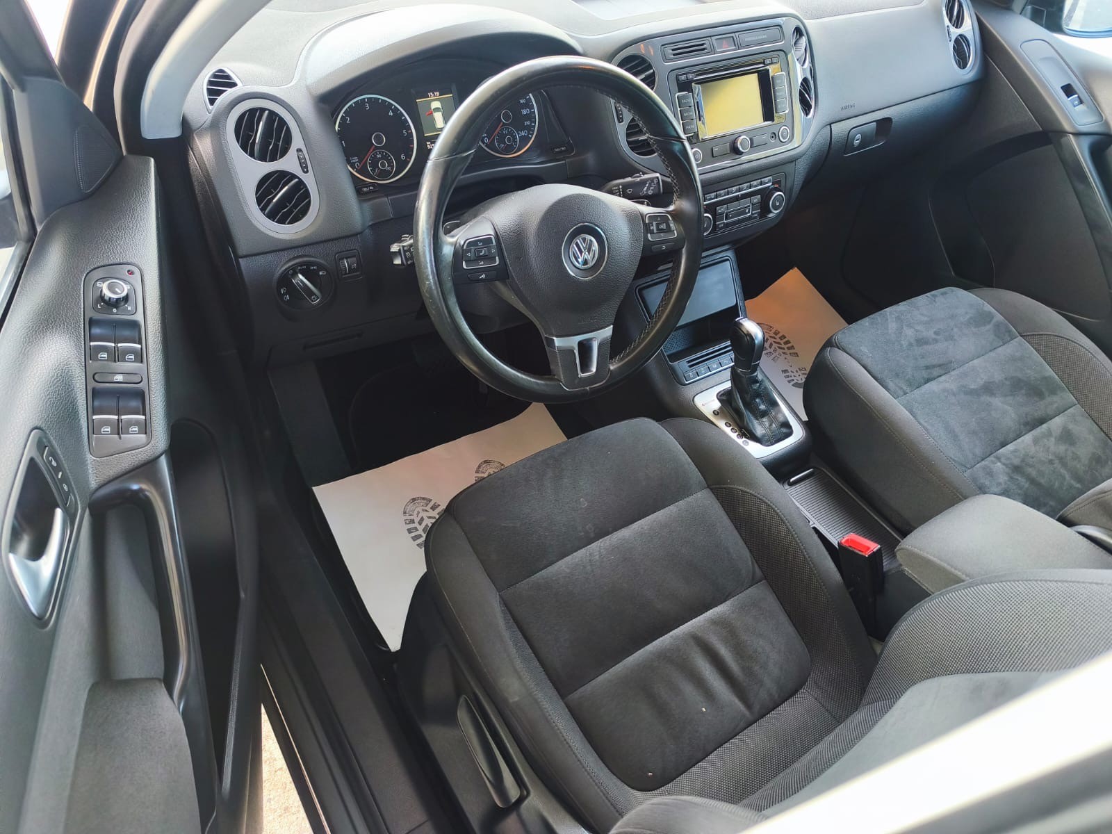 VW Tiguan 2.0 TDI BMT Cup 4Motion DSG-image-12