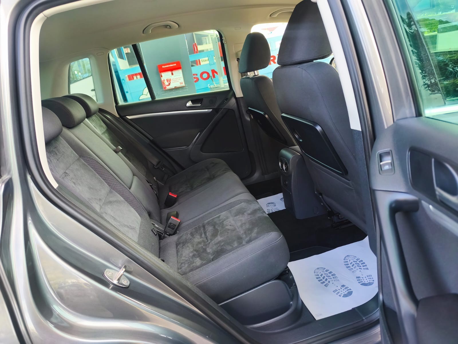 VW Tiguan 2.0 TDI BMT Cup 4Motion DSG-image-15