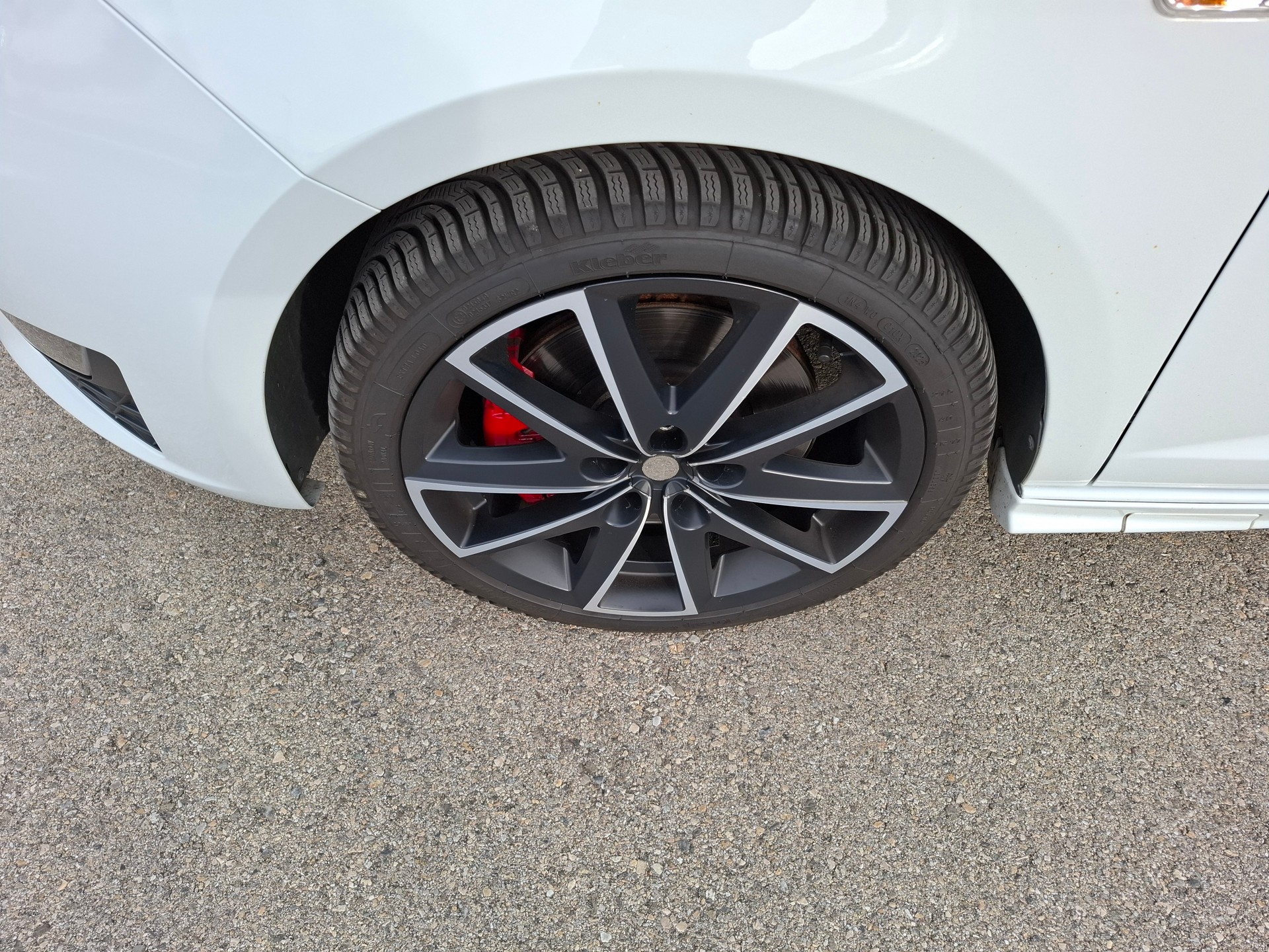SEAT Ibiza SC 1.8 TSI Cupra-image-6