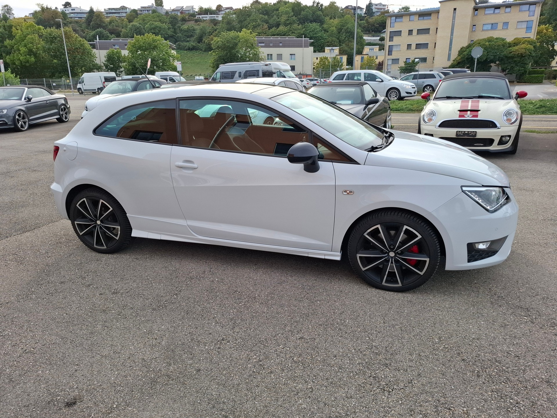SEAT Ibiza SC 1.8 TSI Cupra-image-5
