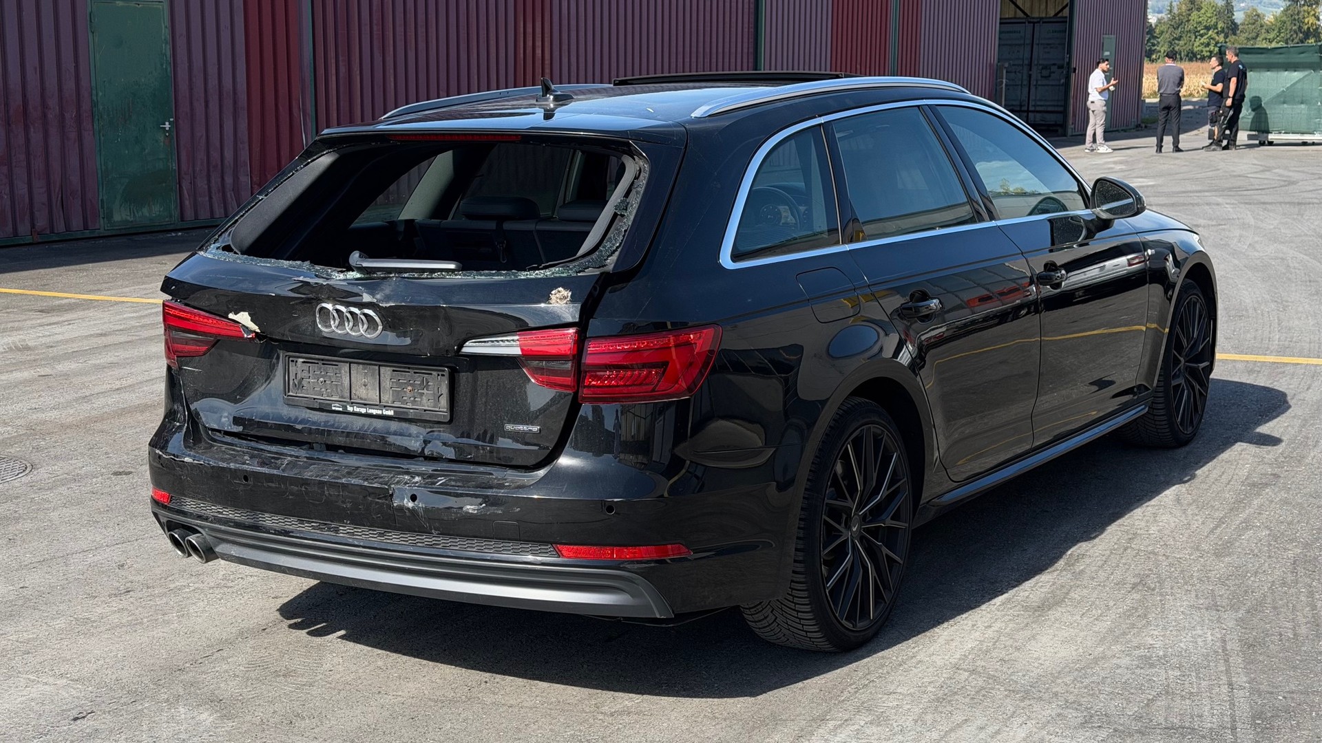 AUDI A4 Avant 3.0 TDI Sport quattro tiptronic-image-6