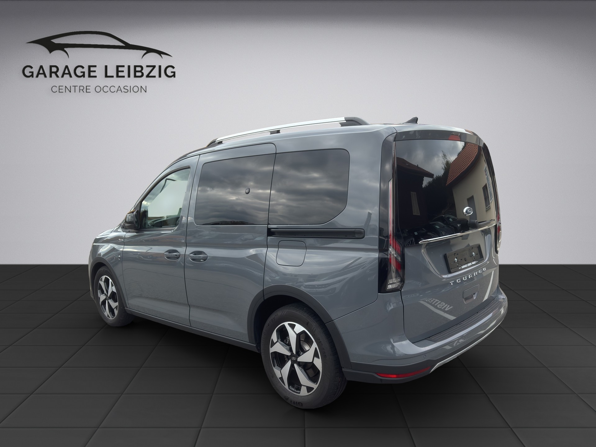 FORD TOURNEO Connect 2.0 EcoBlue 122 Active-image-2