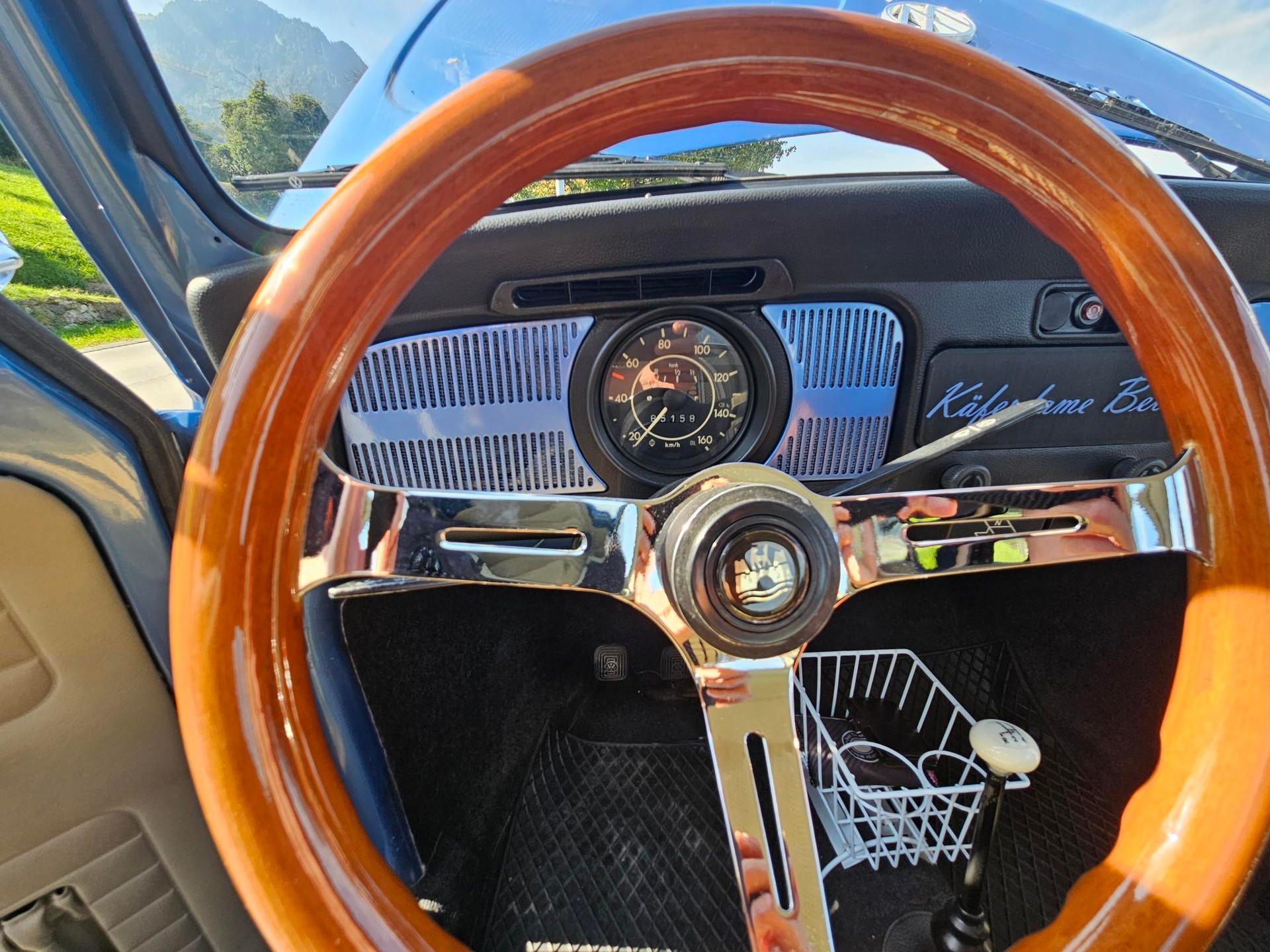 VW 1302 S-image-3