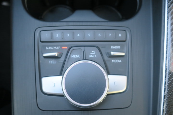 AUDI RS4 Avant 2.9 TFSI quattro tiptronic-image-14