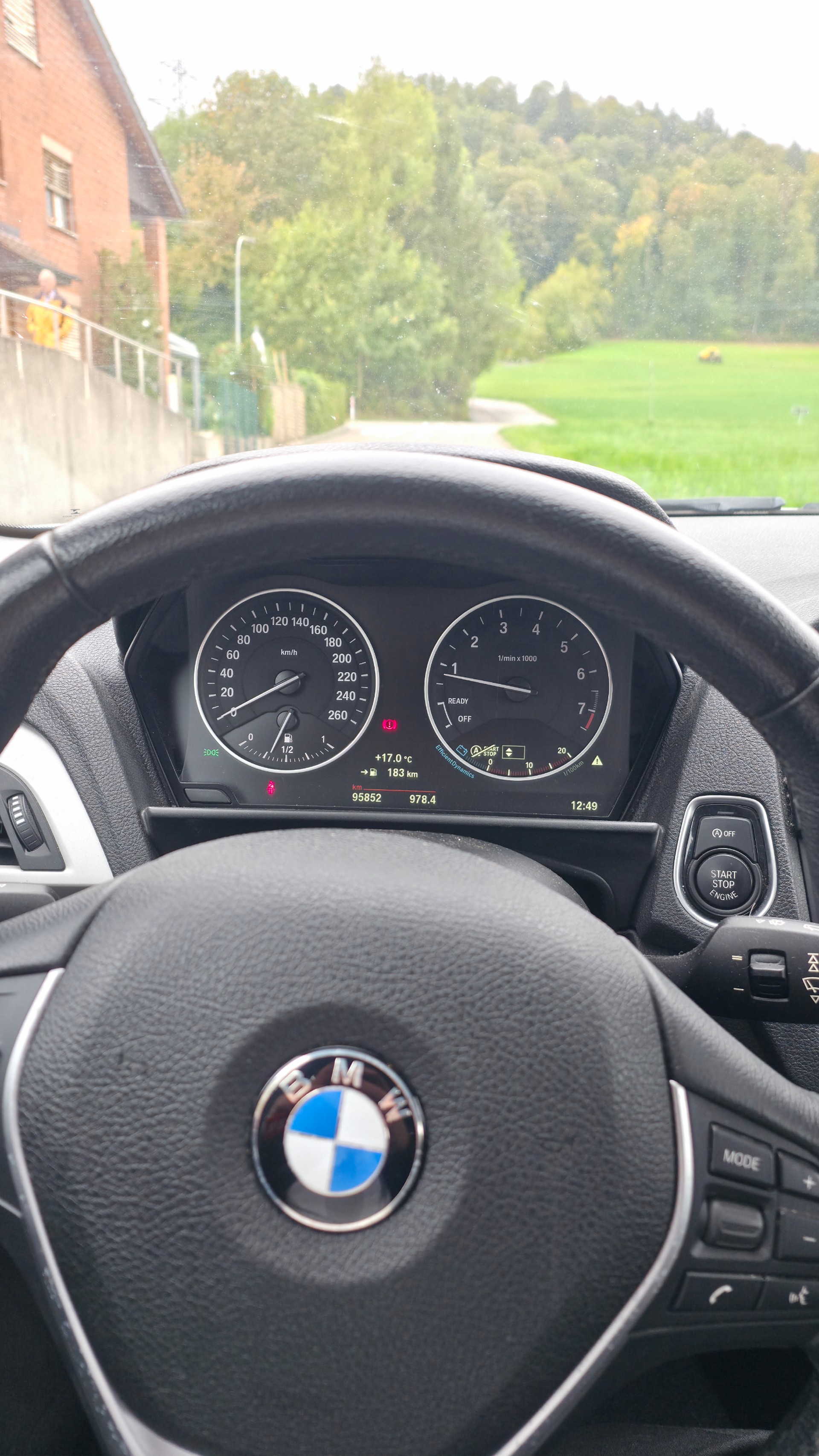 BMW 116i-image-4