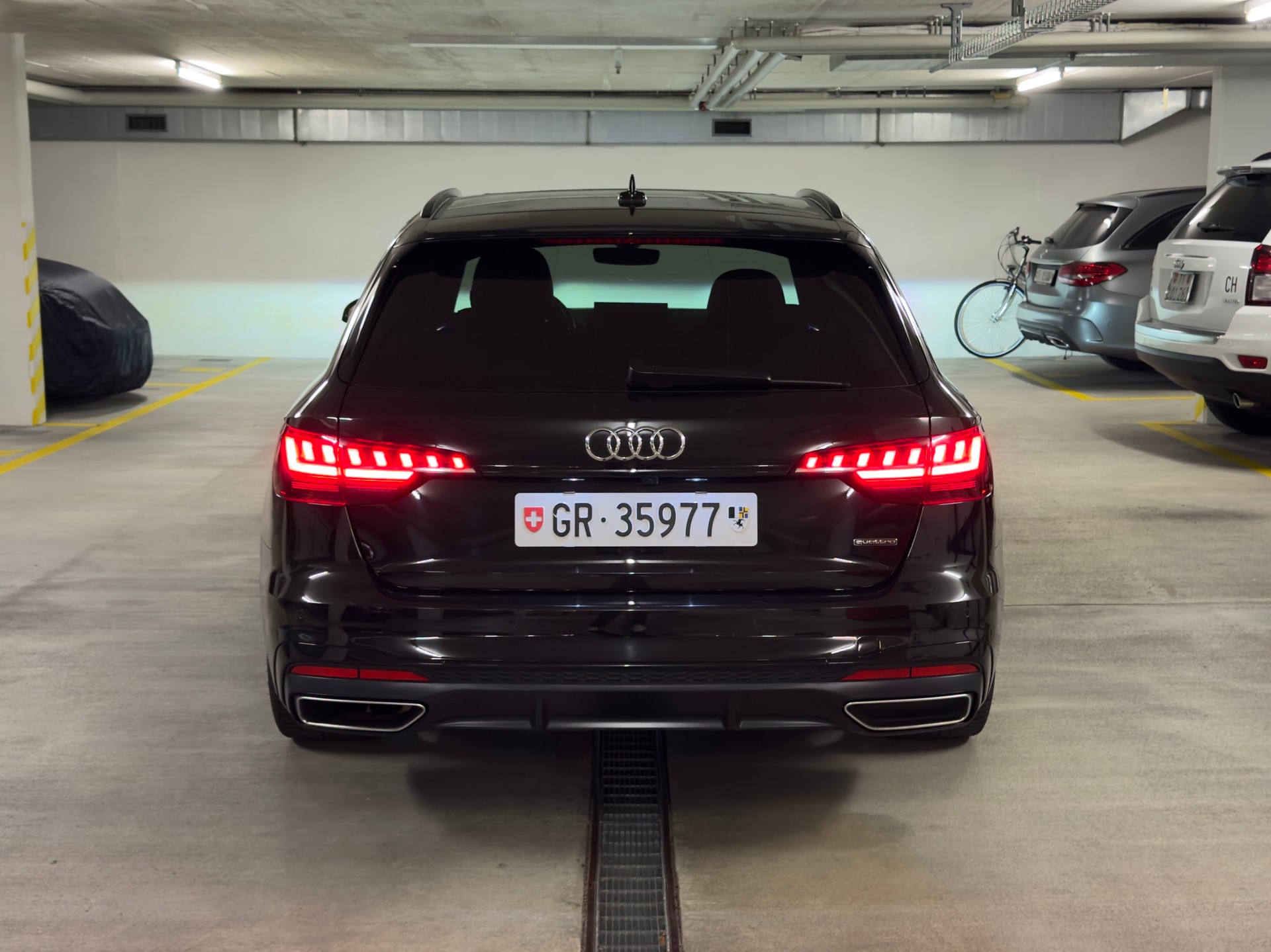AUDI 2.0 40 TDI S Line Attraction quattro S-Tronic-image-3