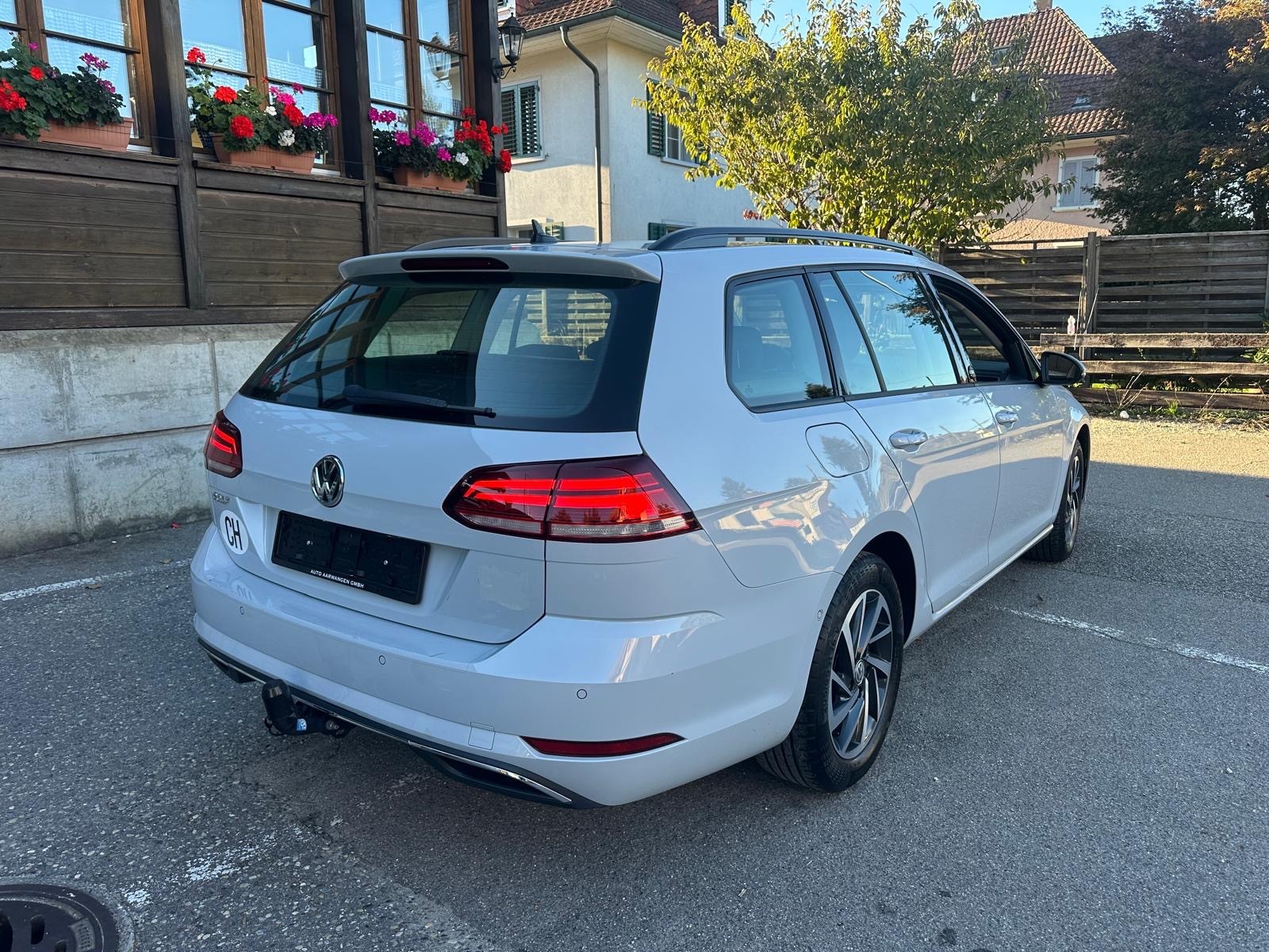 VW Golf Variant 1.4 TSI Comfortline-image-2
