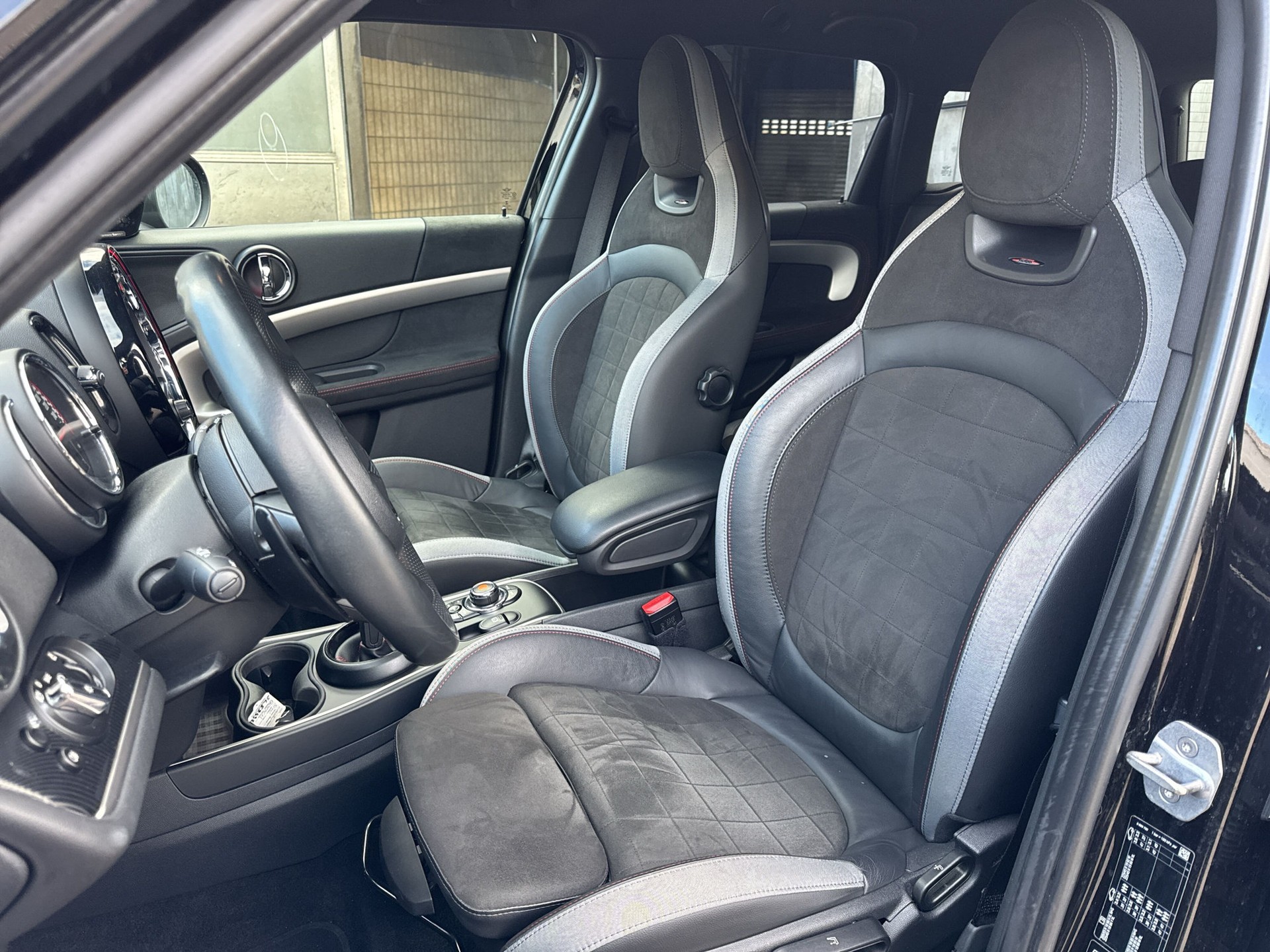 MINI Countryman John Cooper Works ALL4 Steptronic-image-9