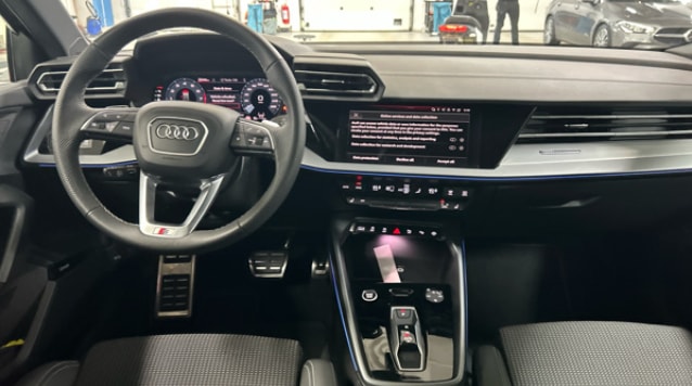 AUDI A3 Sportback 35 TFSI S Line Plus S tronic 150PS-image-9