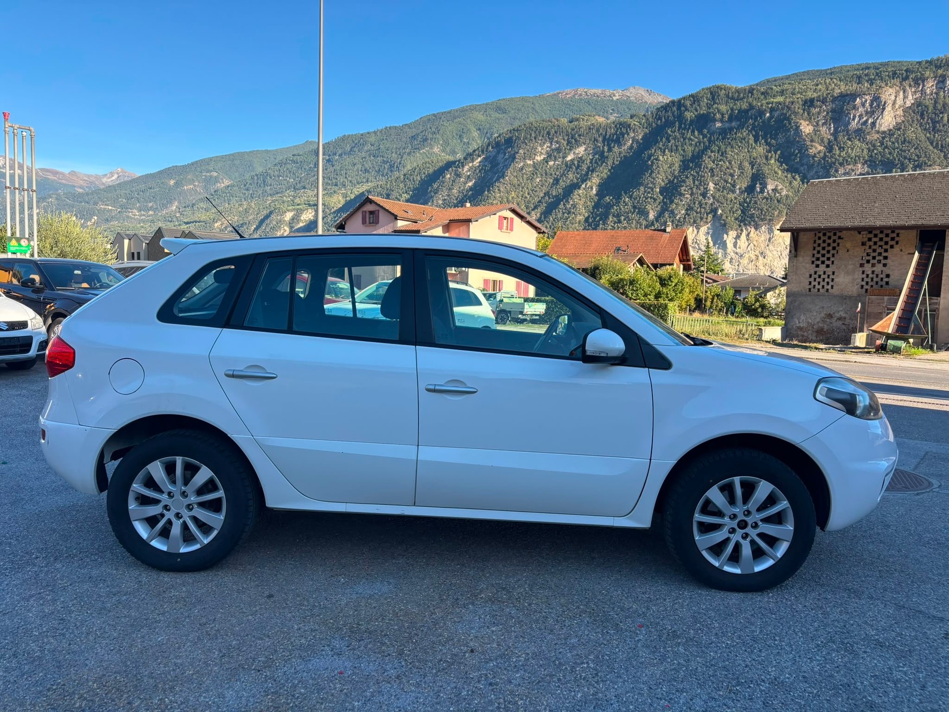 RENAULT Koleos 2.5 Expression 4x4-image-3