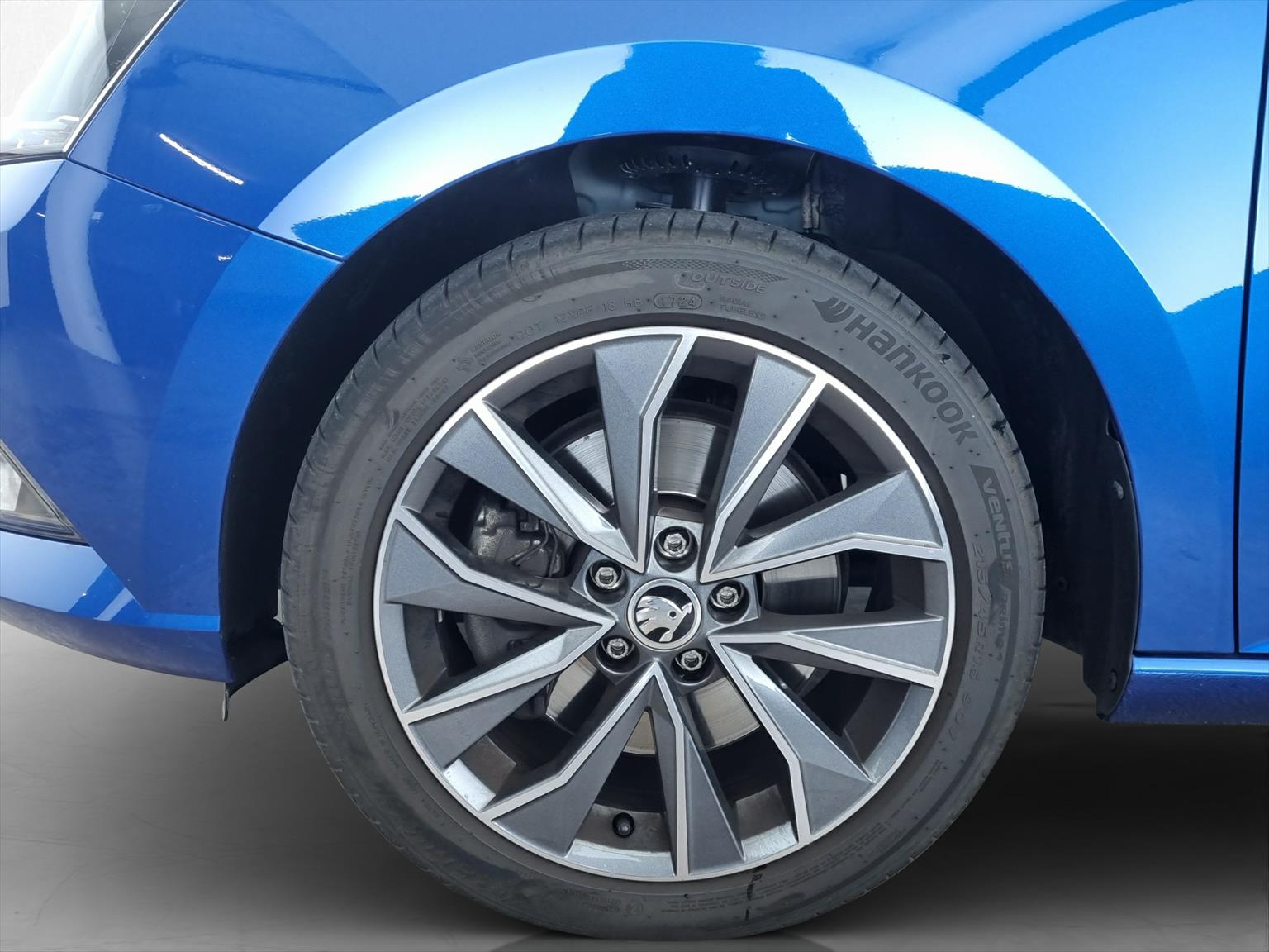SKODA Fabia 1.2 TSI Ambition DSG Swiss Edition-image-15
