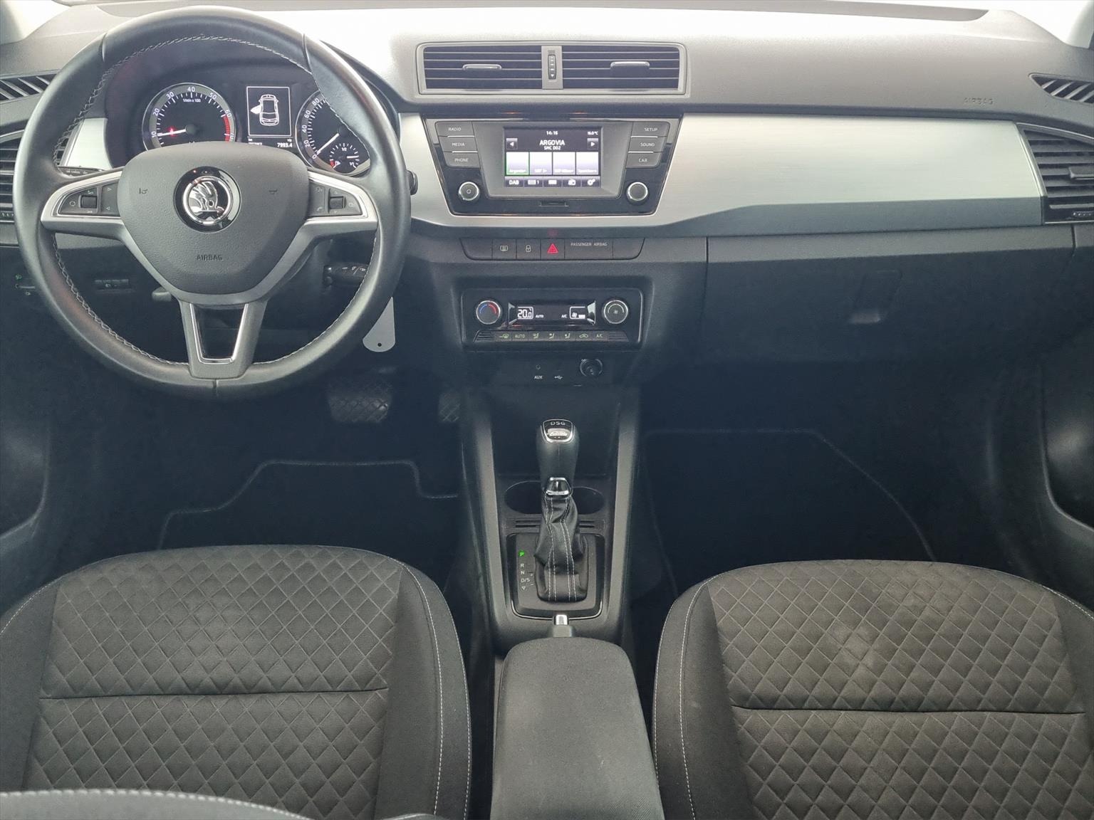 SKODA Fabia 1.2 TSI Ambition DSG Swiss Edition-image-7