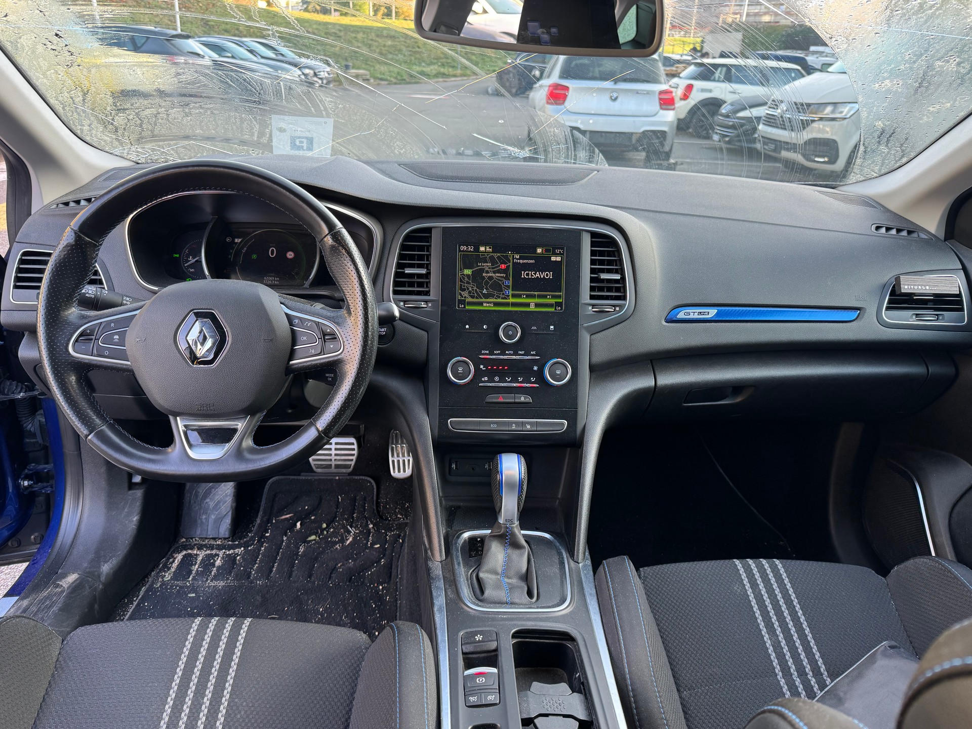 RENAULT Mégane Grandtour 1.3 16V Turbo GT Line EDC-image-13