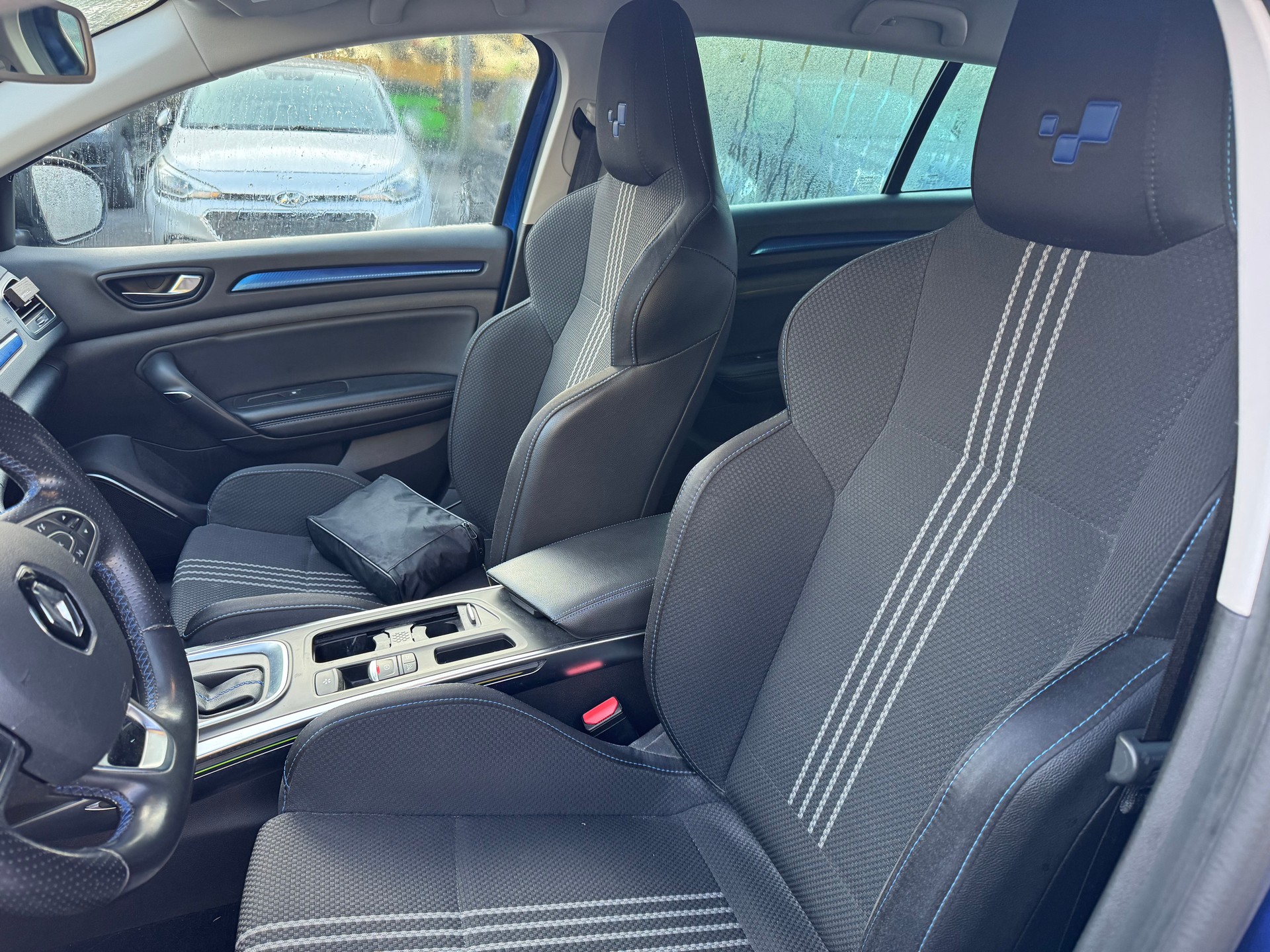 RENAULT Mégane Grandtour 1.3 16V Turbo GT Line EDC-image-16