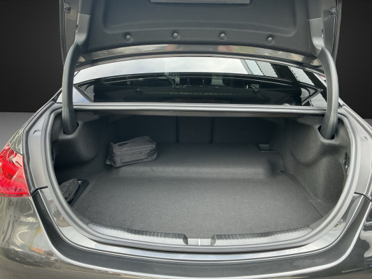 MERCEDES-BENZ C 63 S AMG 4M E Perf. Exe-image-11