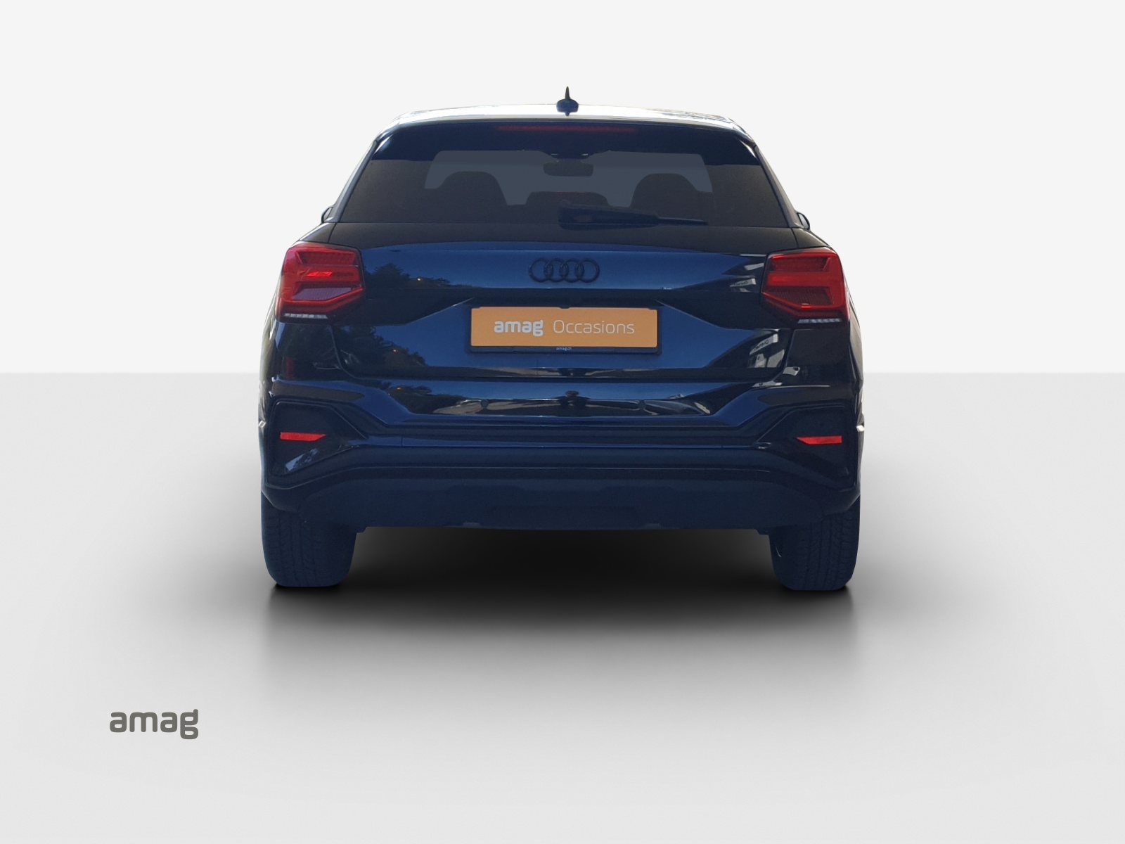 AUDI Q2 35 TFSI S line S-tronic-image-3