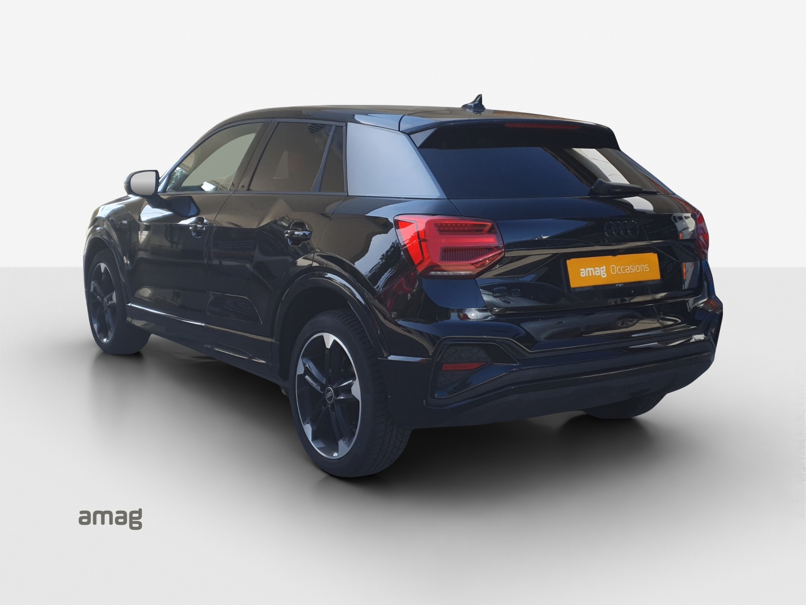 AUDI Q2 35 TFSI S line S-tronic-image-2