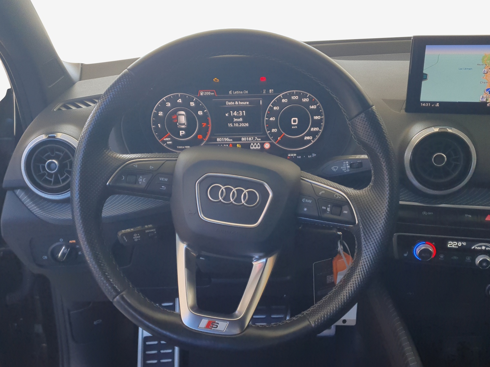 AUDI Q2 35 TFSI S line S-tronic-image-9