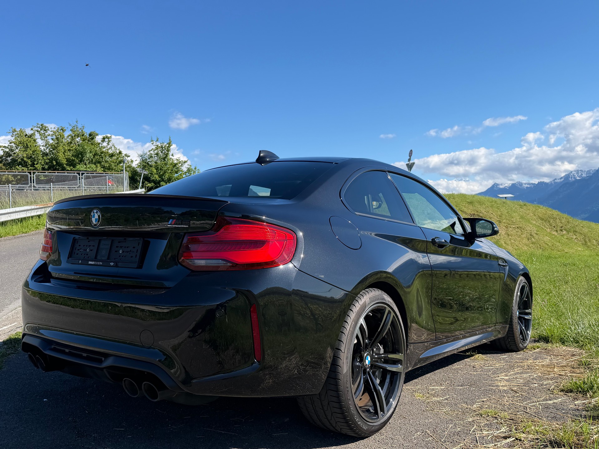 BMW M2 Competition-image-2