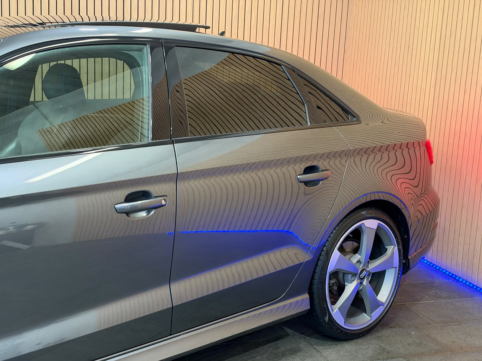 AUDI A3 Limousine 35 TDI Sport S-tronic-image-4