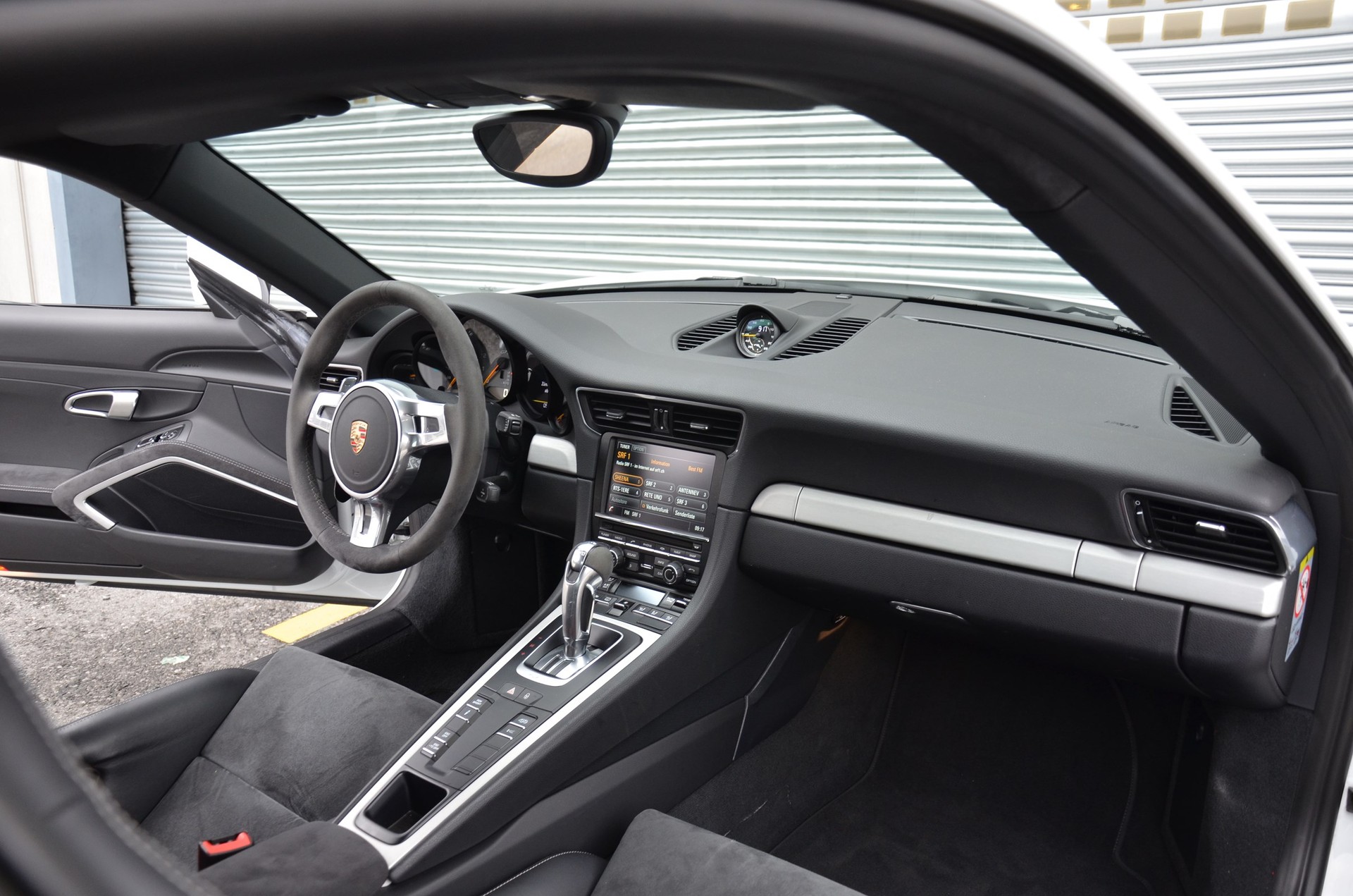 PORSCHE 911 GT3 PDK-image-19