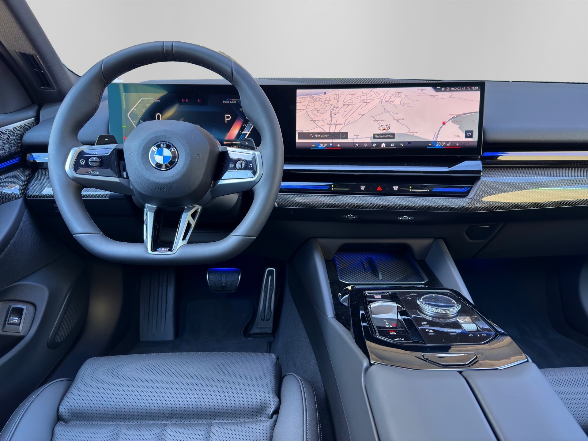 BMW 520d xDrive 48V Touring M Sport Pro Steptronic-image-13