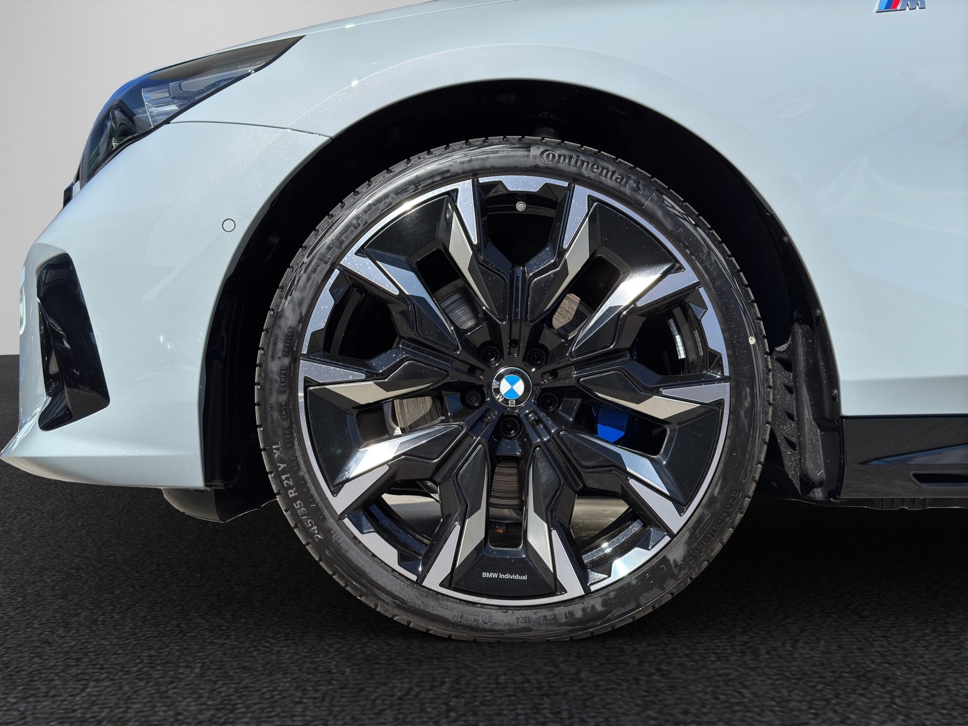 BMW 520d xDrive 48V Touring M Sport Pro Steptronic-image-8
