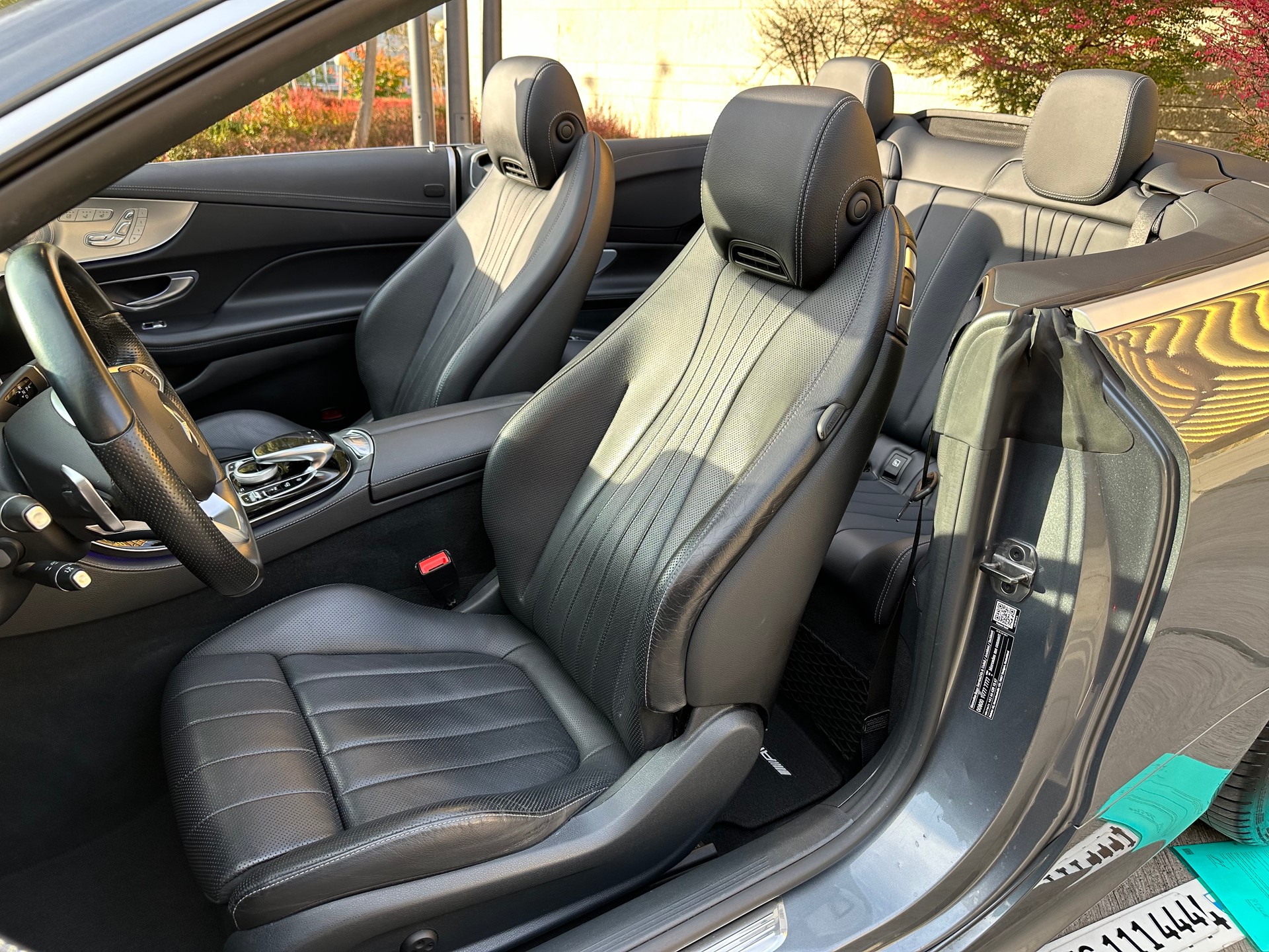 MERCEDES-BENZ E 400 Cabriolet AMG Line 4 Matic 9G-Tronic-image-7