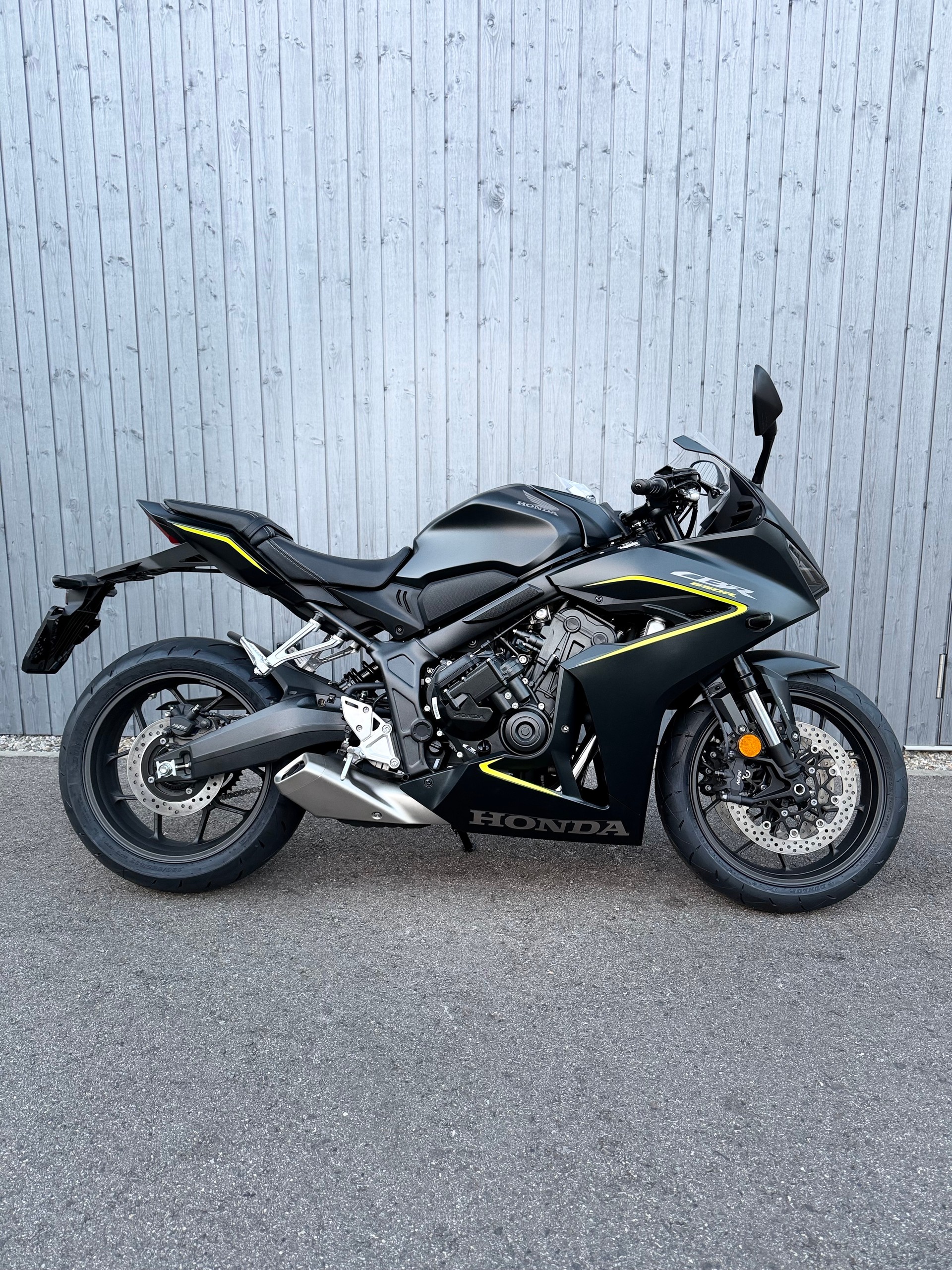 HONDA CBR 650 R E-Clutch