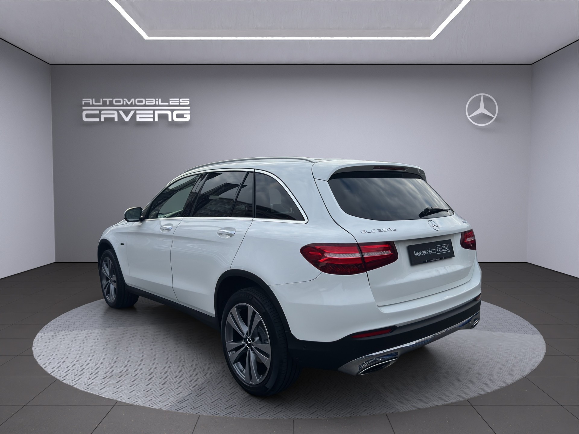 MERCEDES-BENZ GLC 350 e Exclusive 4Matic 7G-Tronic-showroom-element-2